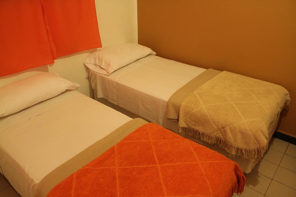 Turning Point Hostel Córdoba Eksteriør bilde